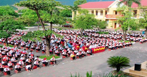 TRƯỜNG THCS KỲ PHƯƠNG TỔ CHỨC LẾ TỔNG KẾT NĂM HỌC 2024 - 2025