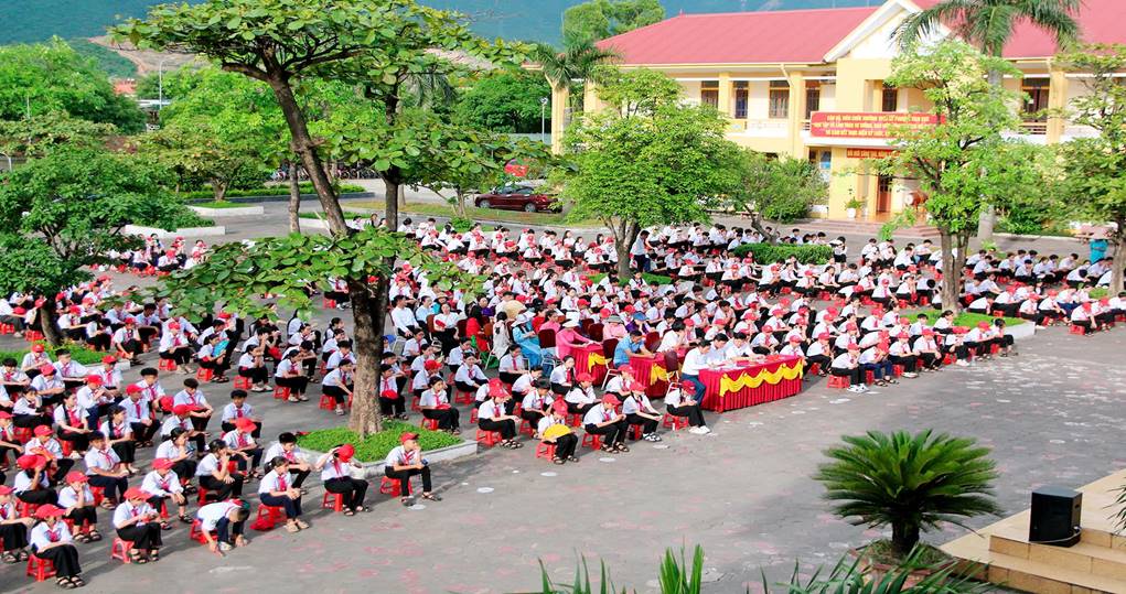 TRƯỜNG THCS KỲ PHƯƠNG TỔ CHỨC LẾ TỔNG KẾT NĂM HỌC 2024 - 2025